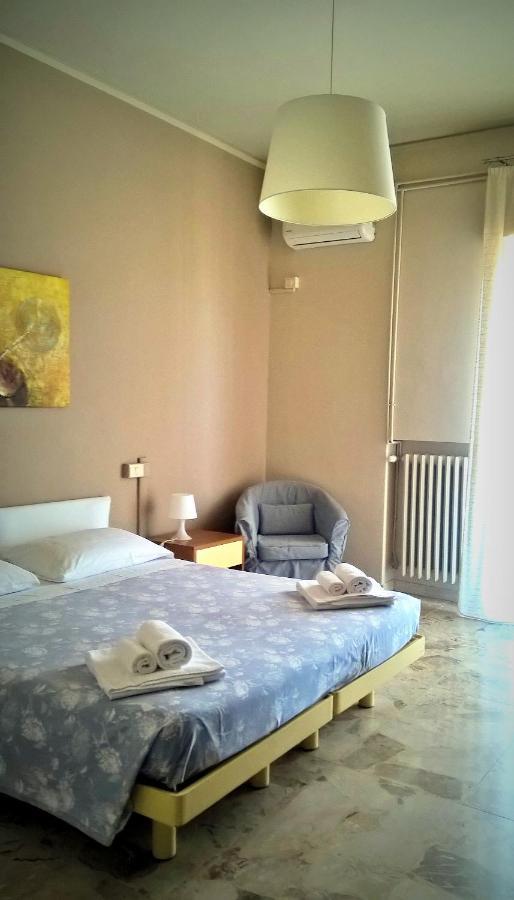 ארצו B&B Cameracaffe Centro מראה חיצוני תמונה