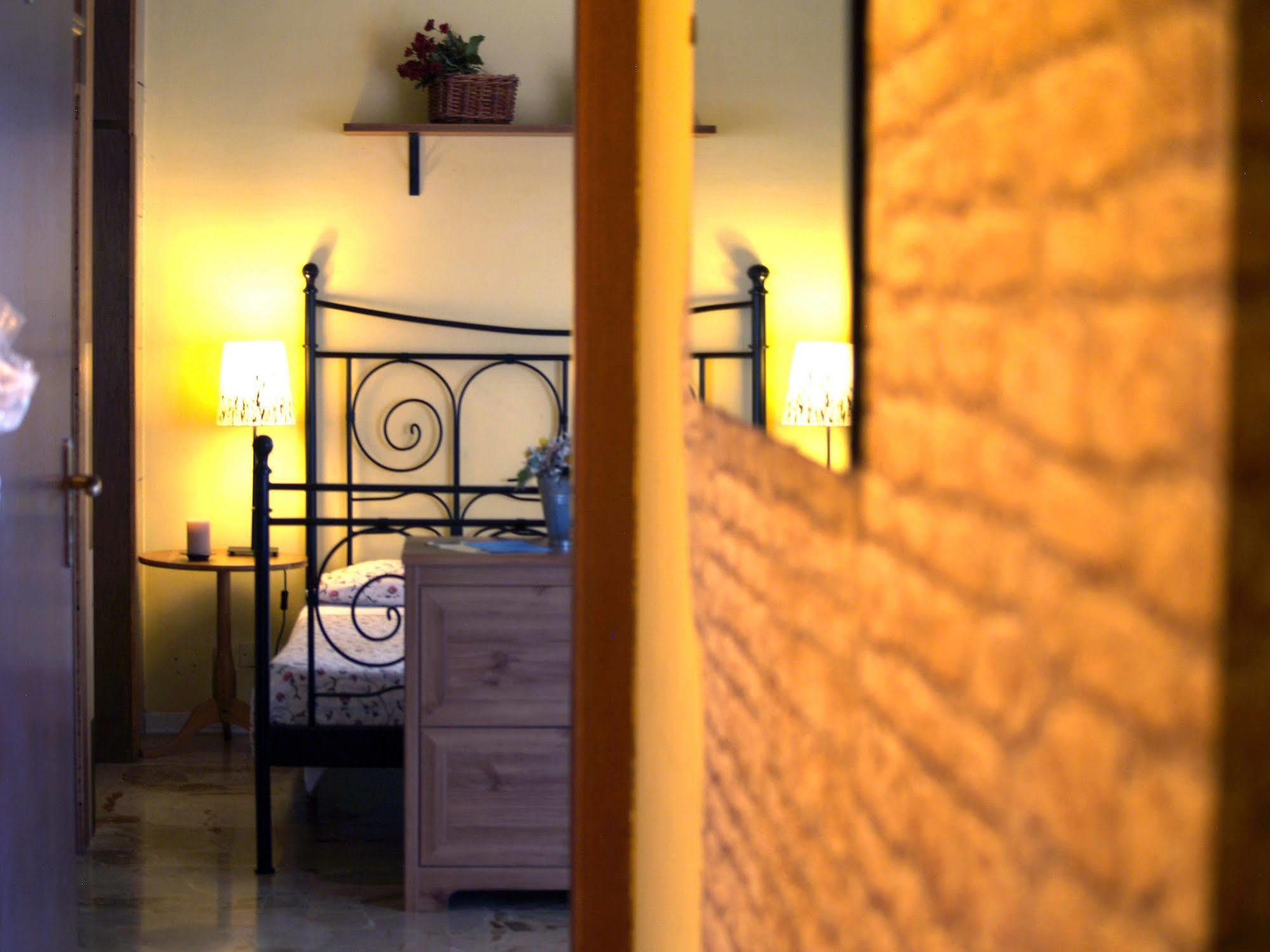 ארצו B&B Cameracaffe Centro מראה חיצוני תמונה